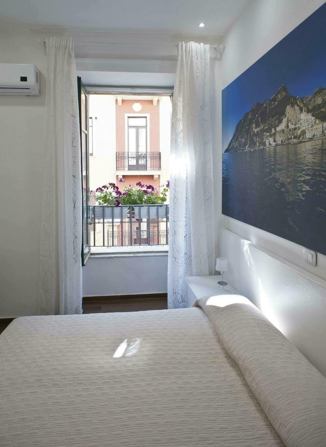 Il Reticolo Bed & Breakfast Salerno Exterior foto